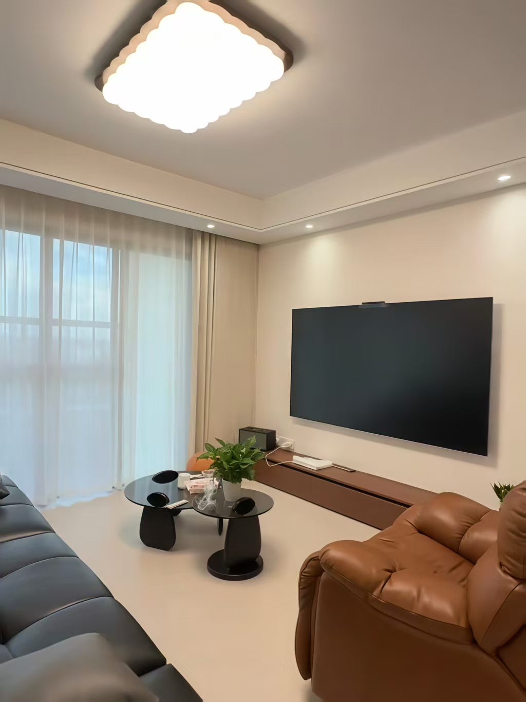 1762572824180351.jpg 1762572824180351.jpg